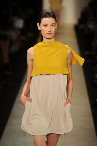 Illustration for article titled BCBG's Spring Frocks Range From The Impractical To The Boringly Safe